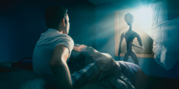 If Aliens Exist, Will They Look Like Us?
